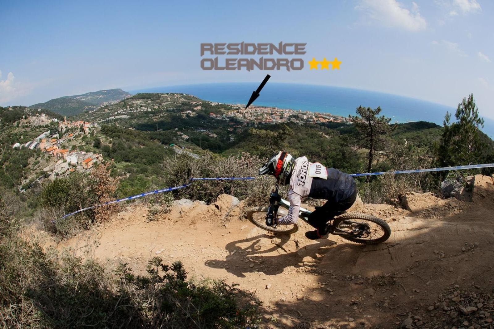 Residence Oleandro Pietra Ligure Εξωτερικό φωτογραφία