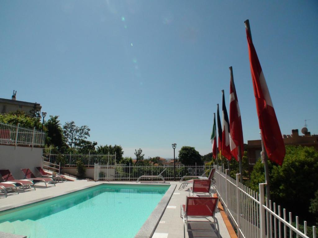 Residence Oleandro Pietra Ligure Εξωτερικό φωτογραφία